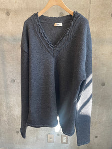 V-neck Pullover Knit