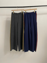 Line Knit Pants