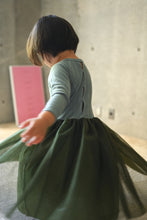 Back-open Tulle Dress