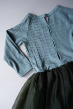 Back-open Tulle Dress