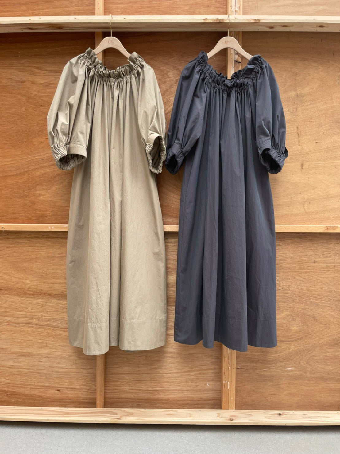 Gathered Chambray Dress – Uhr Online store