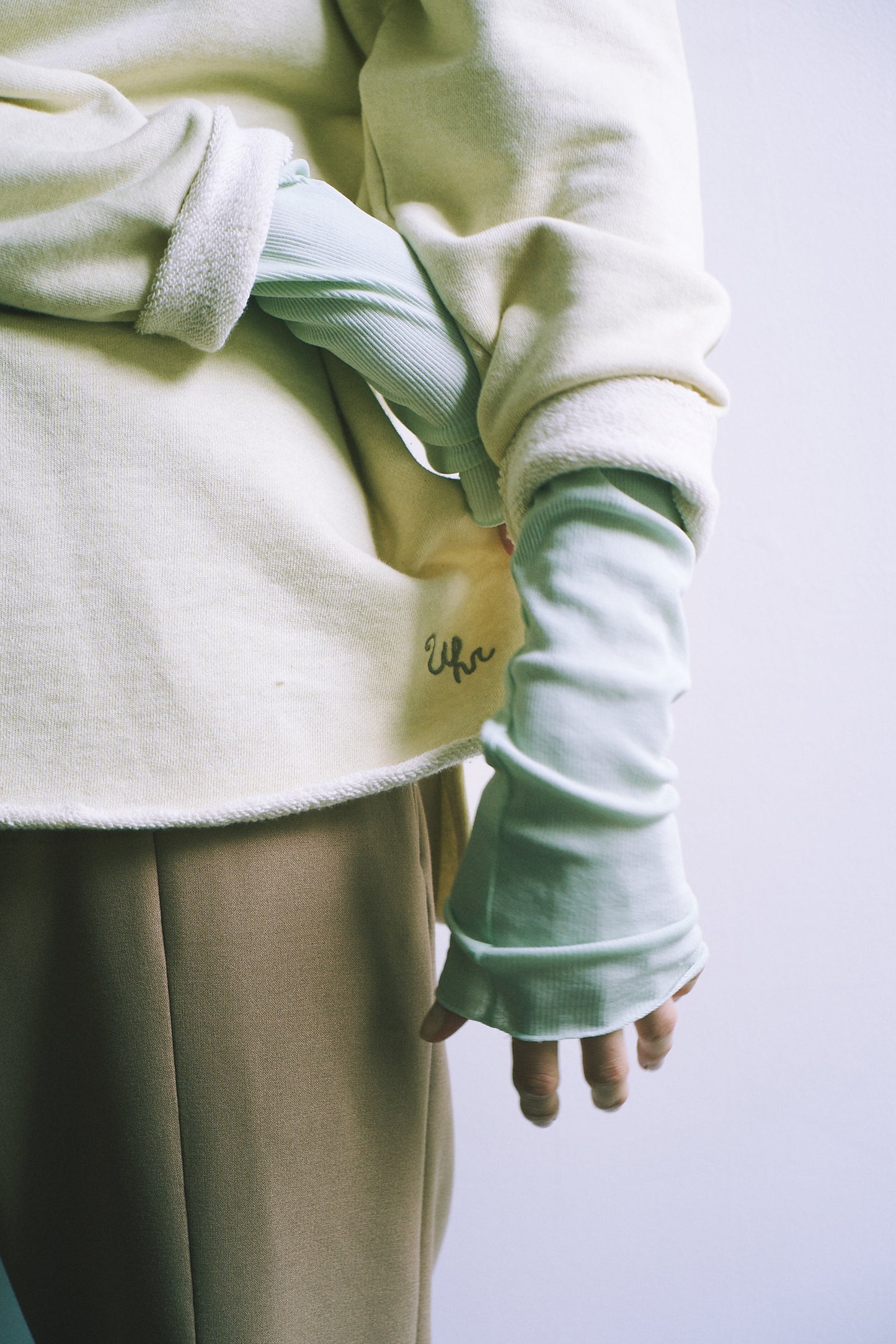 Food Waste Dyed Sweat Shirt
